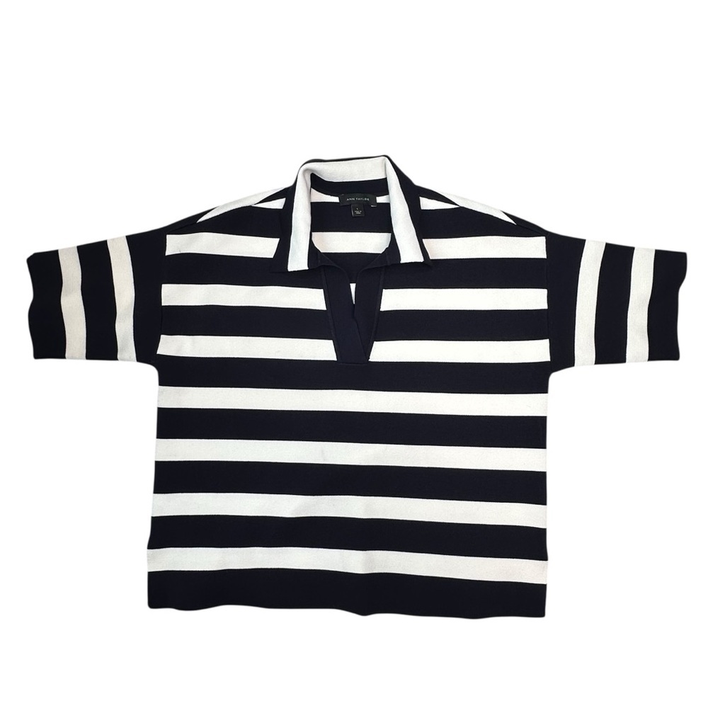 Ann Taylor Short Sleeve Navy and White Striped Collar Shirt Size L